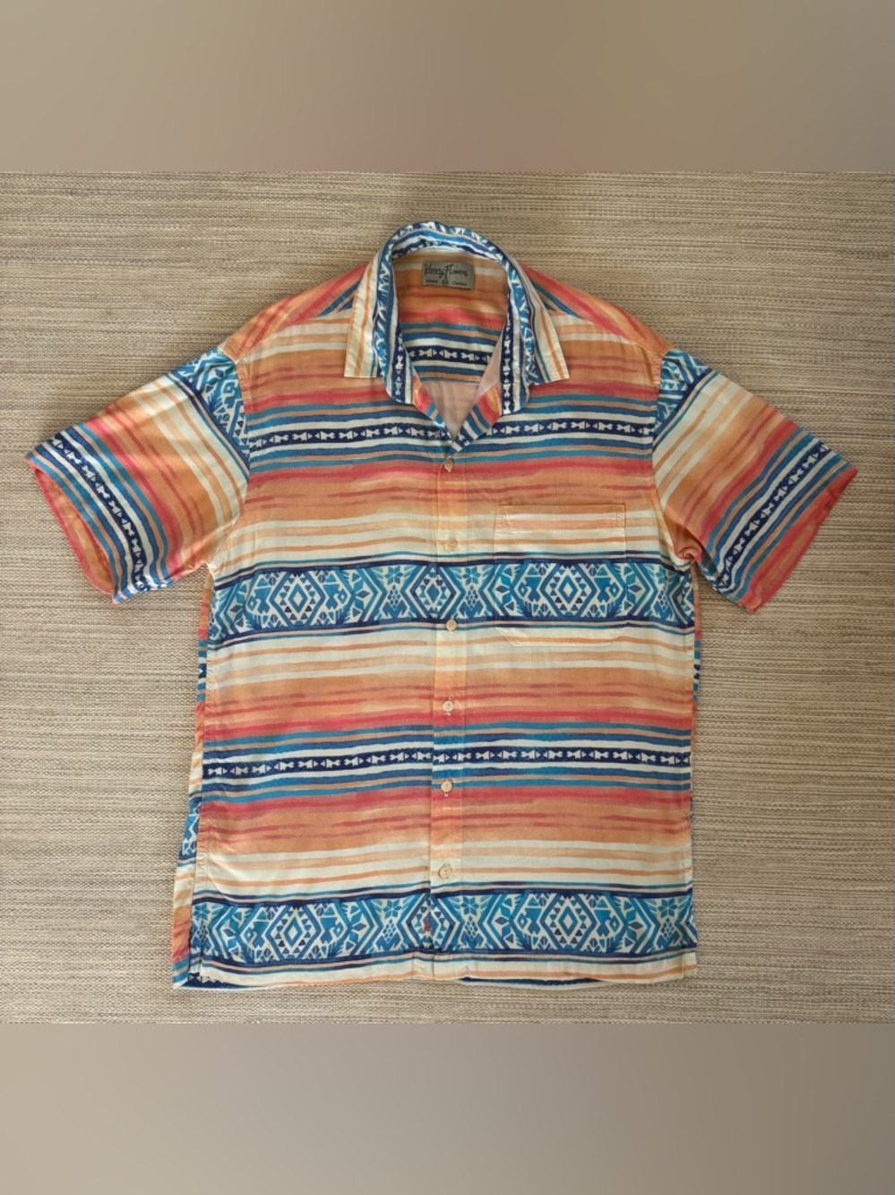 Kenny Flowers Hawaiian Striped Aztec short sleeve button up shirt men’s M